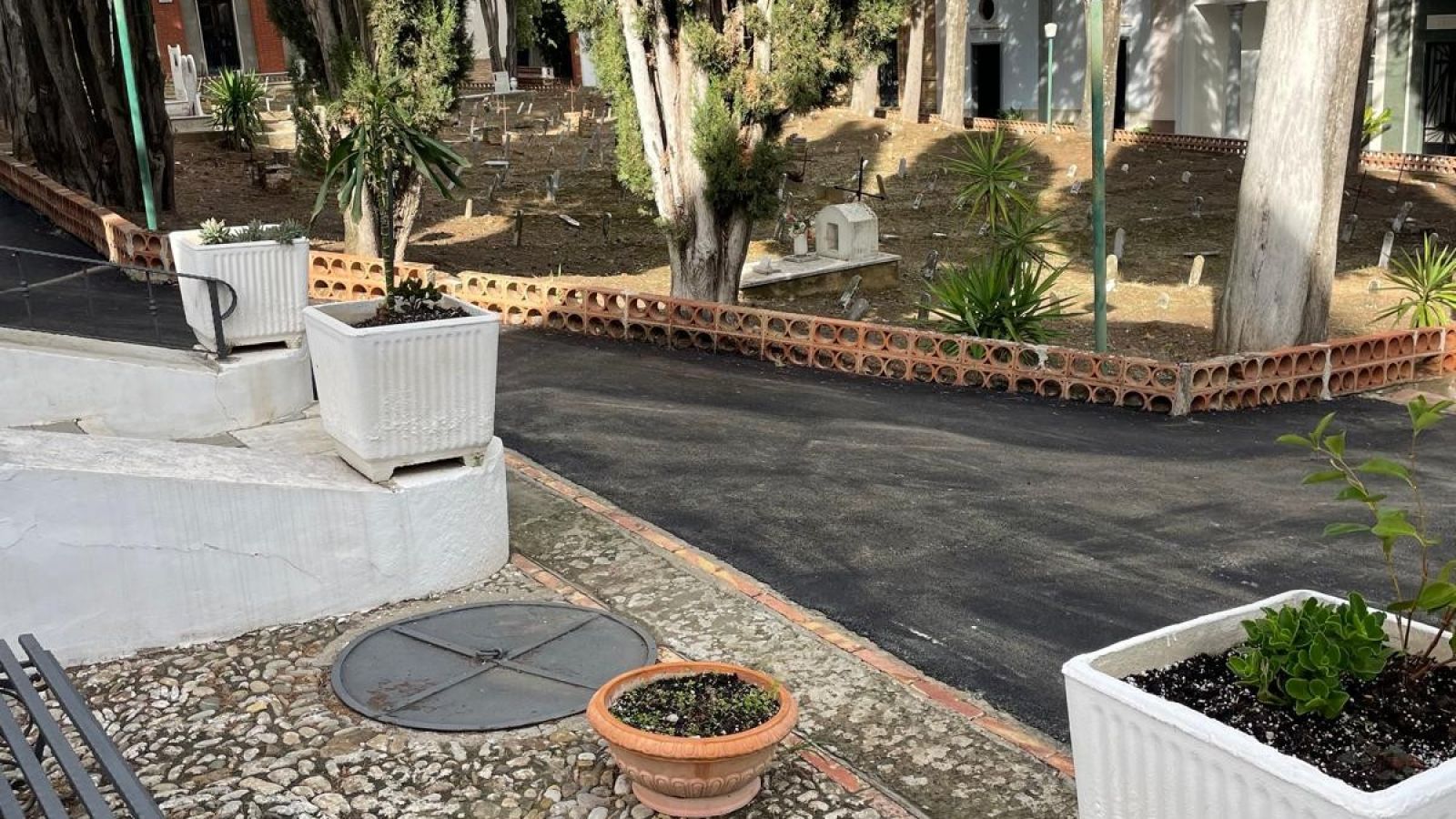 COMMEMORAZIONE DEI DEFUNTI: VOLONTARI A SUPPORTO DEI CITTADINI PER L'ACCESSO AL CIMITERO